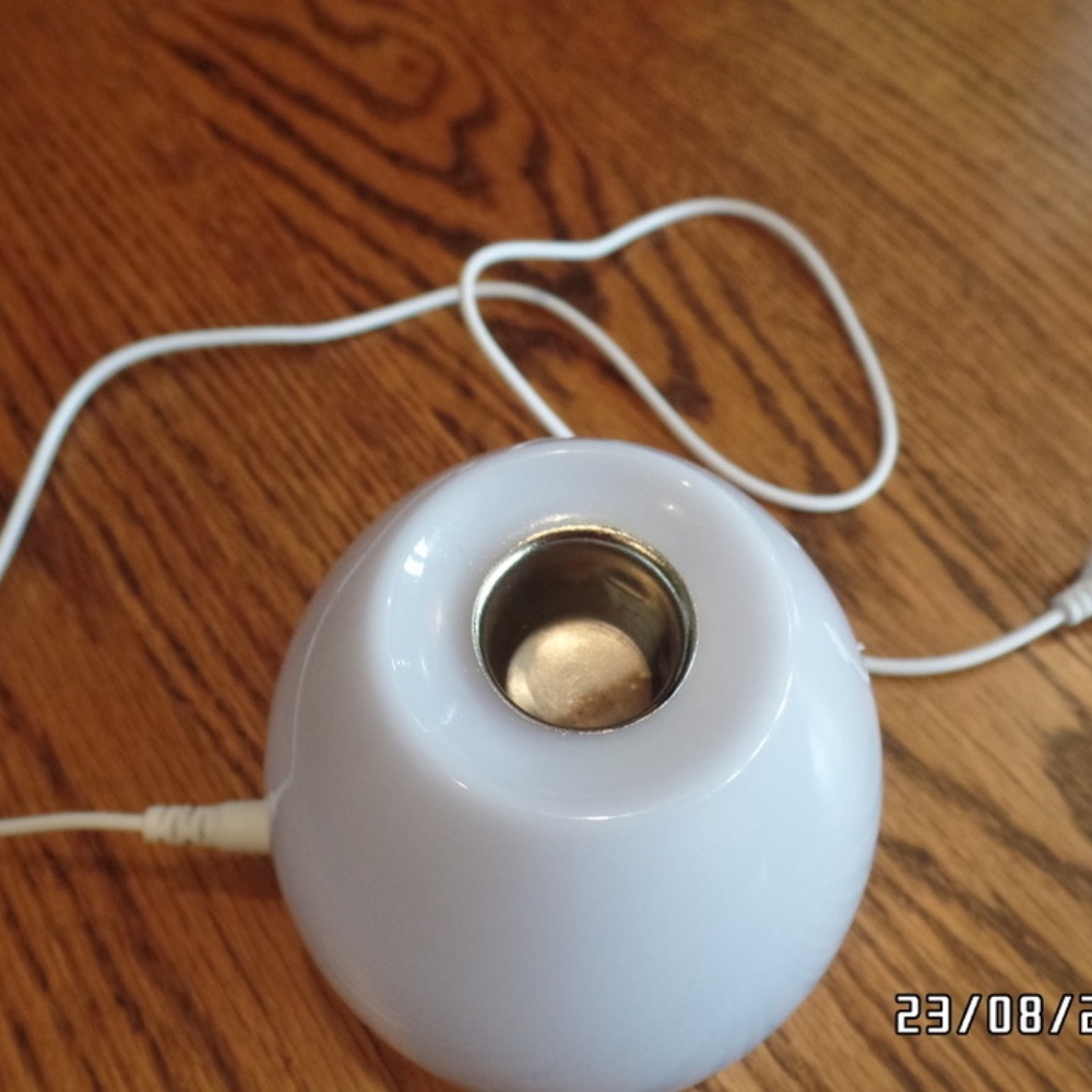 Oil Diffuser - Picture 3 of 3